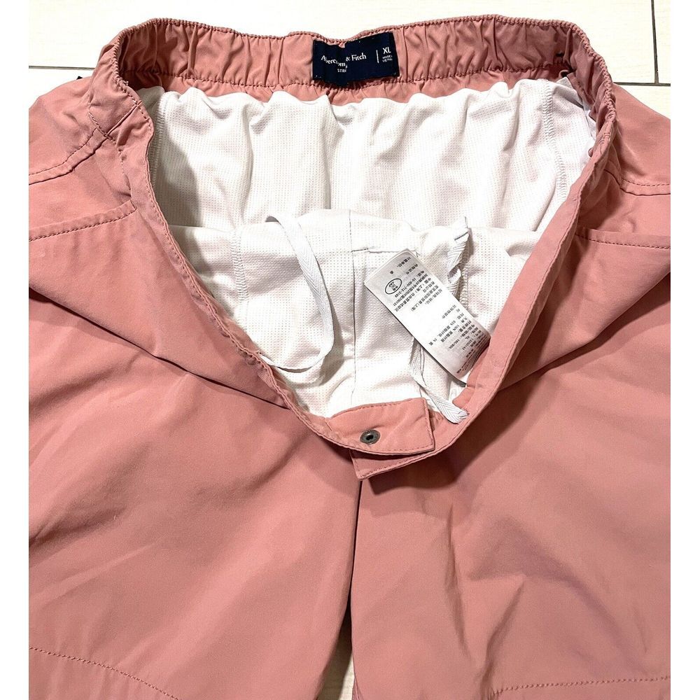 Abercrombie & Fitch Shorts Mens XL Pink Bermuda Pocket Lightweight Inside Lining - Picture 2 of 3